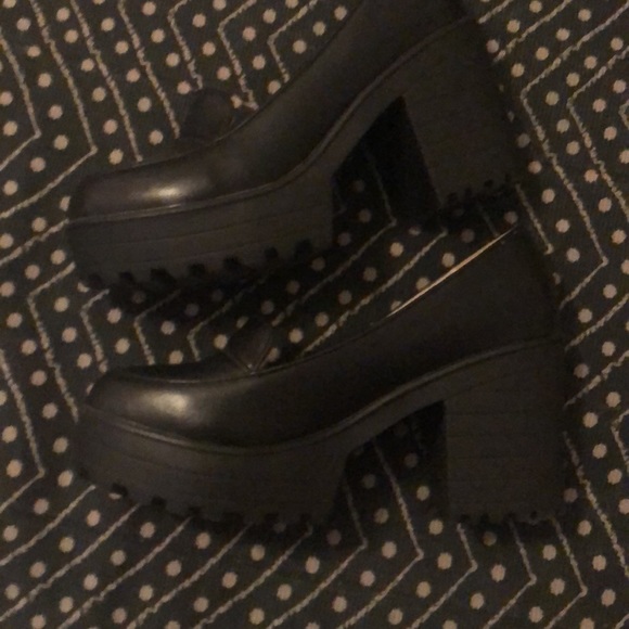 Black platform loafers really comfy - Picture 2 of 3